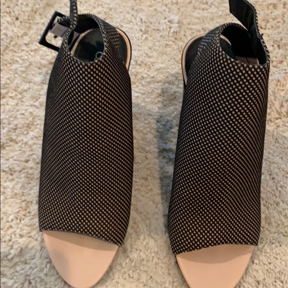 Calvin Klein dress shoes Black and beige